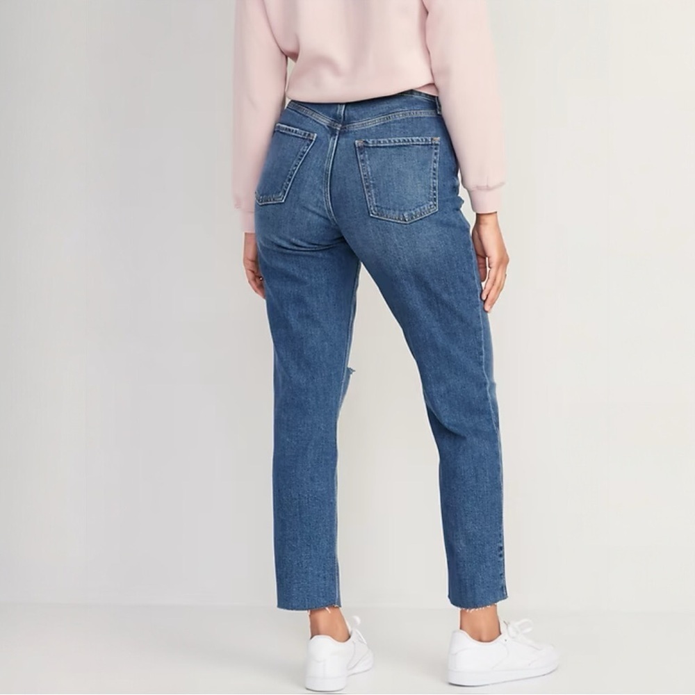 NWT Old Navy Curvy Extra High-Waisted Button-Fly Sky-Hi Straight Ripped Jeans - Picture 2 of 2